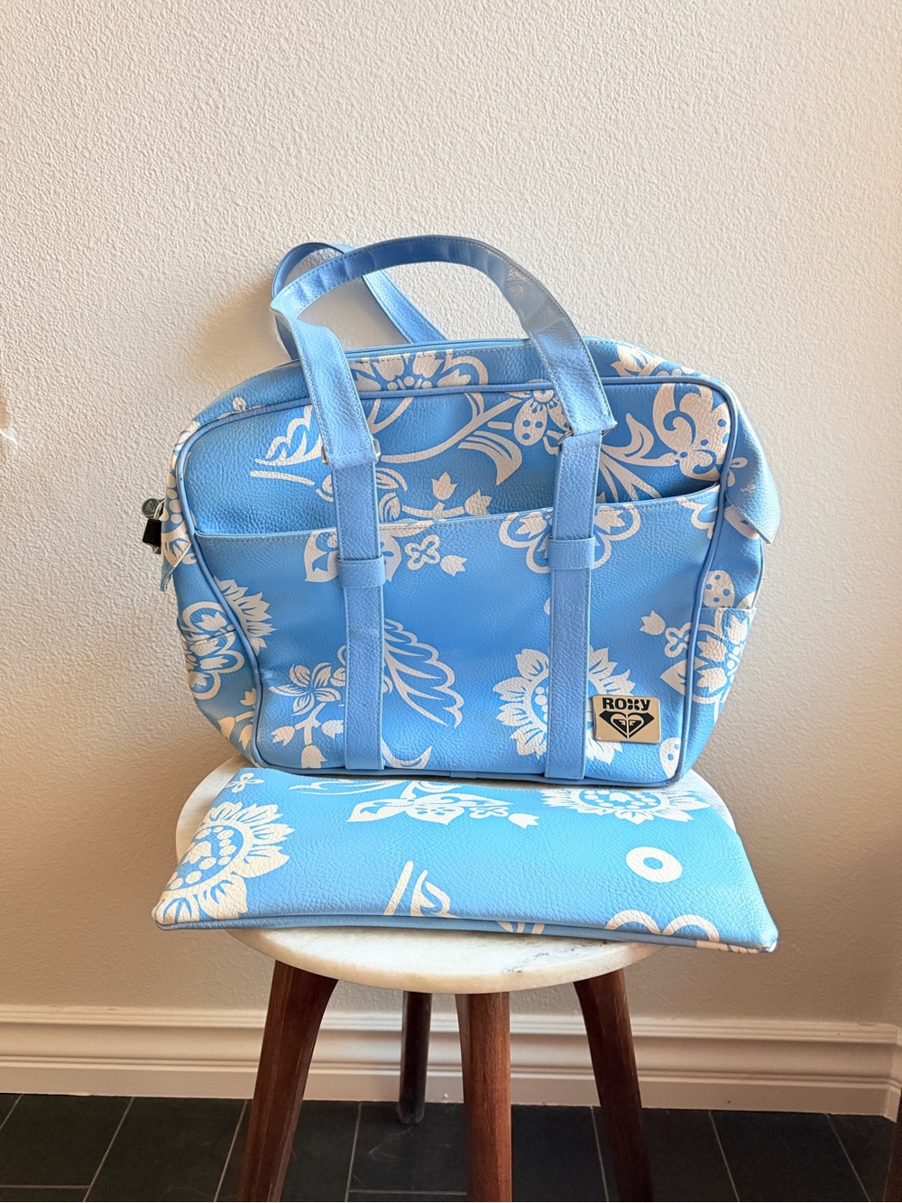 Roxy Blue Floral Tote Bag with Matching Wallet